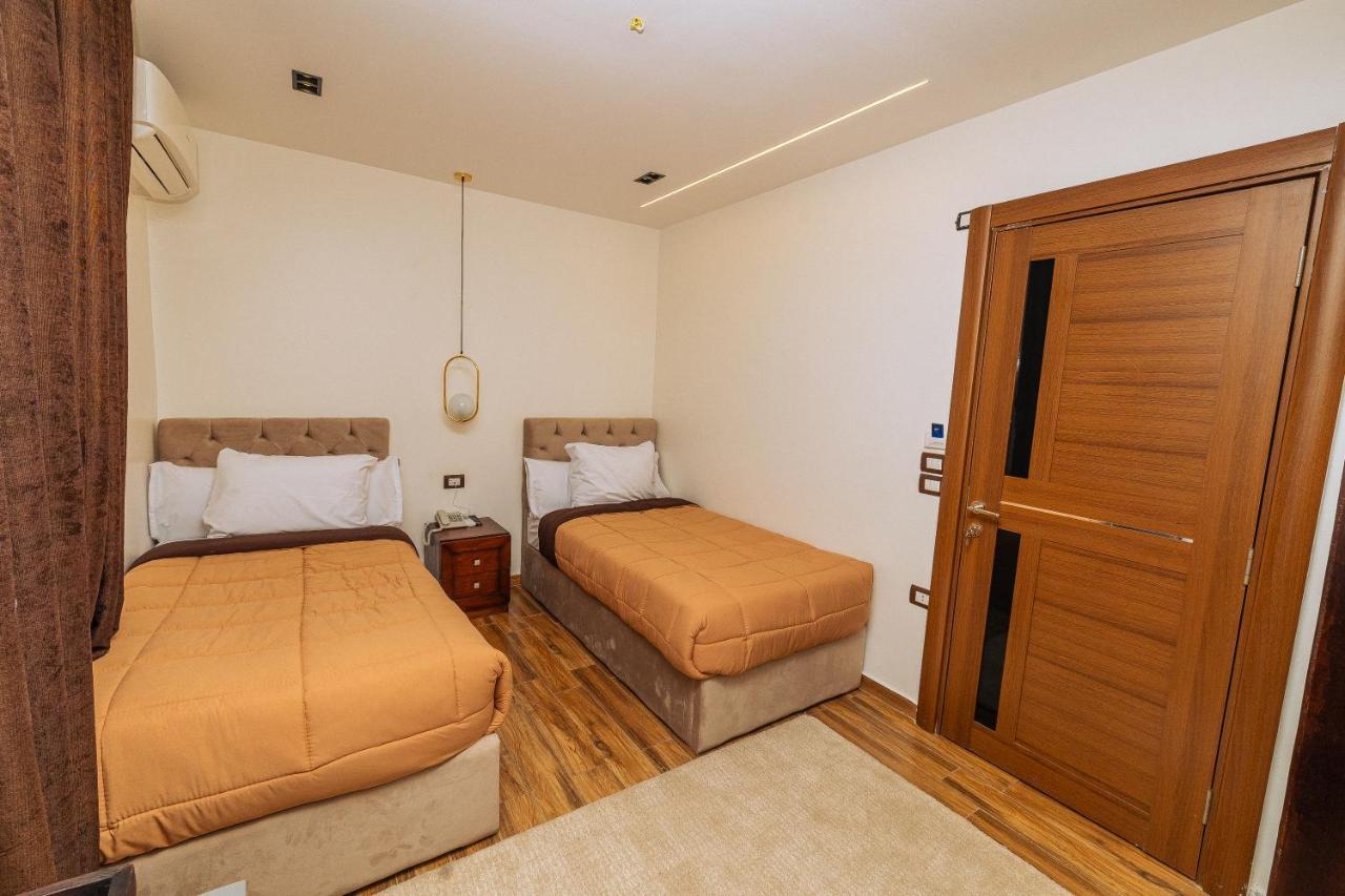 White Pyramids Inn Nazlat as Sammān Dış mekan fotoğraf