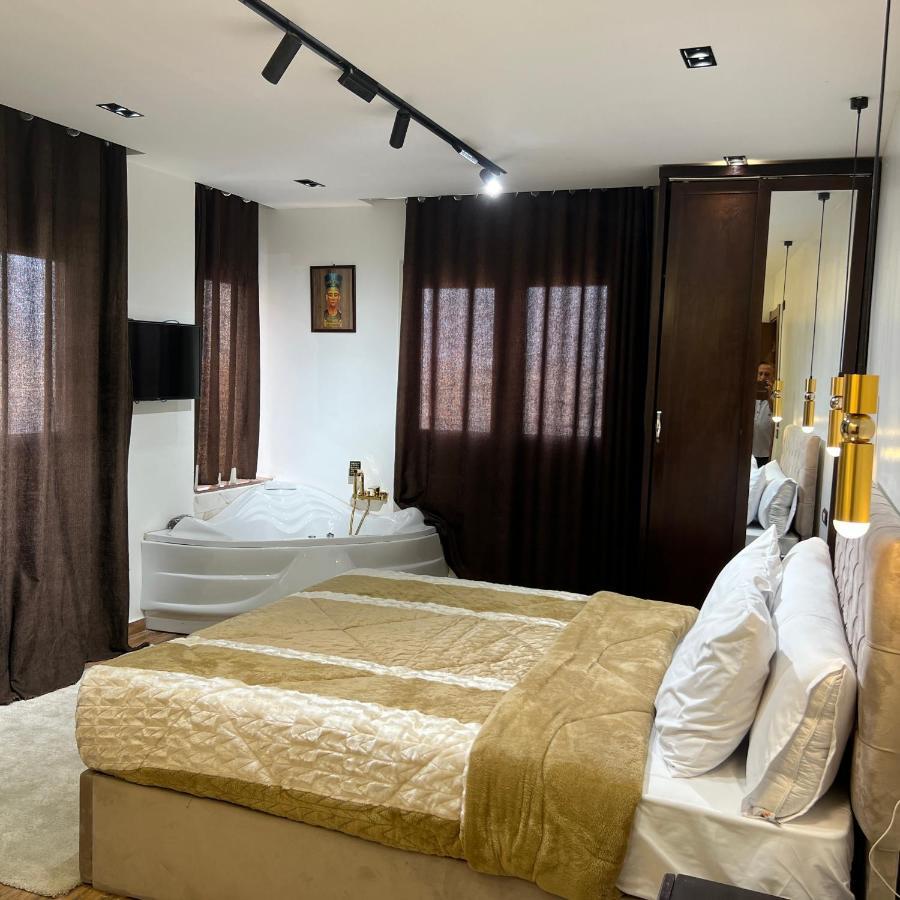 White Pyramids Inn Nazlat as Sammān Dış mekan fotoğraf